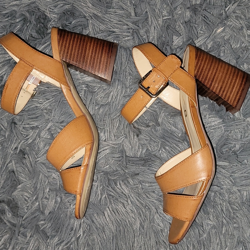 UNISA Sandal